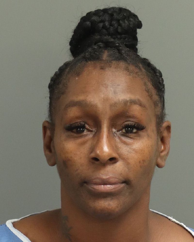 Booking photo of Shawana Sanders