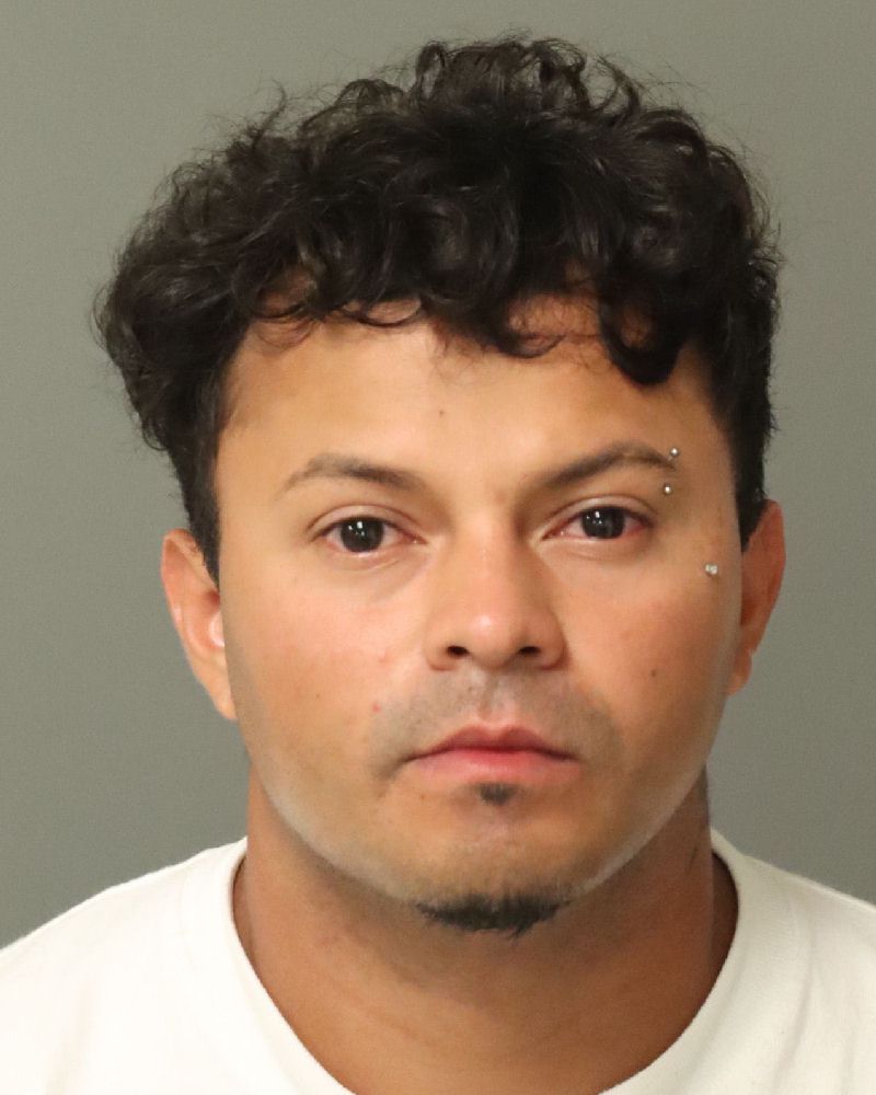Booking photo of Juan Flores-aranda