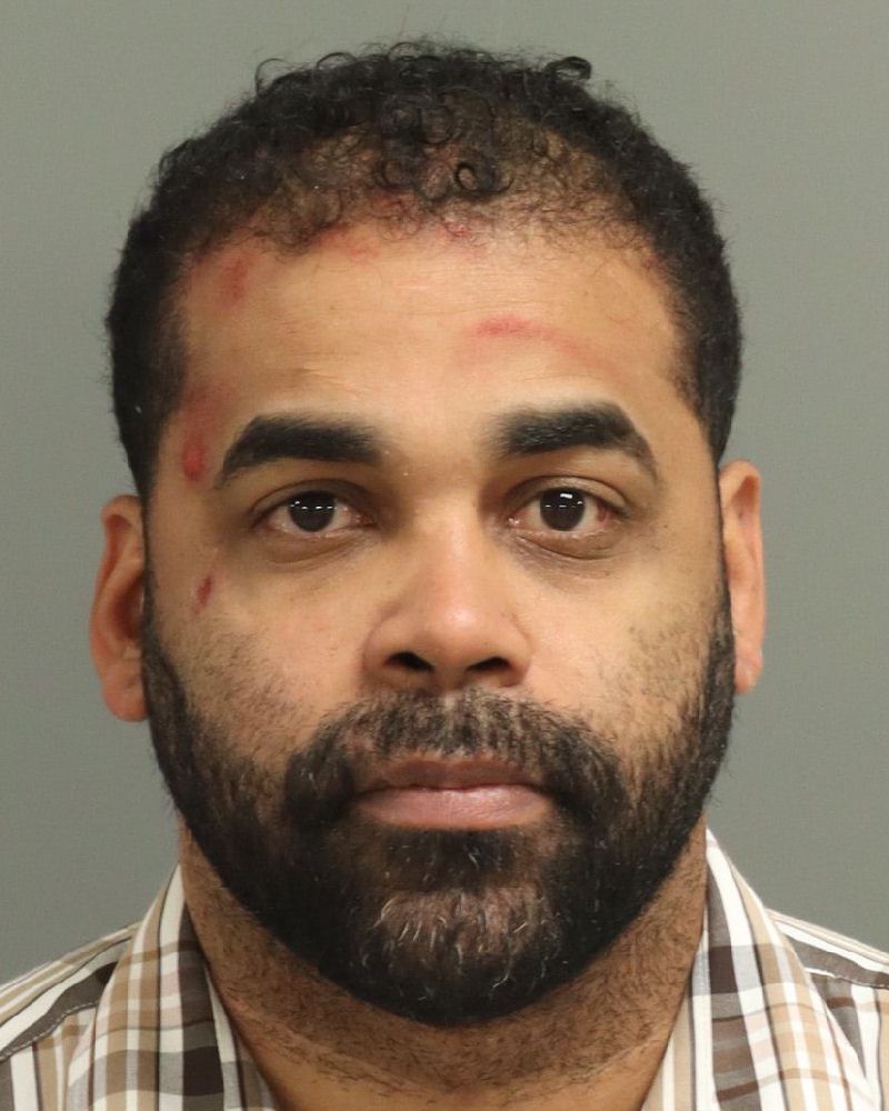 Booking photo of Robinson Valdez