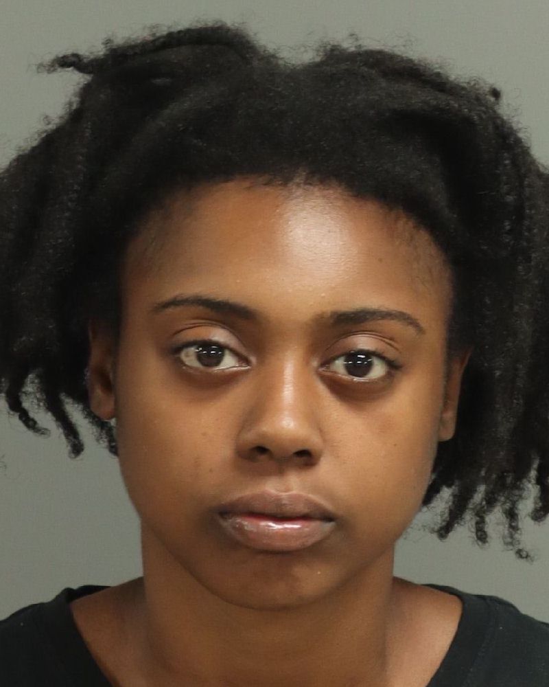 Booking photo of Jaliyah Hunter-coats
