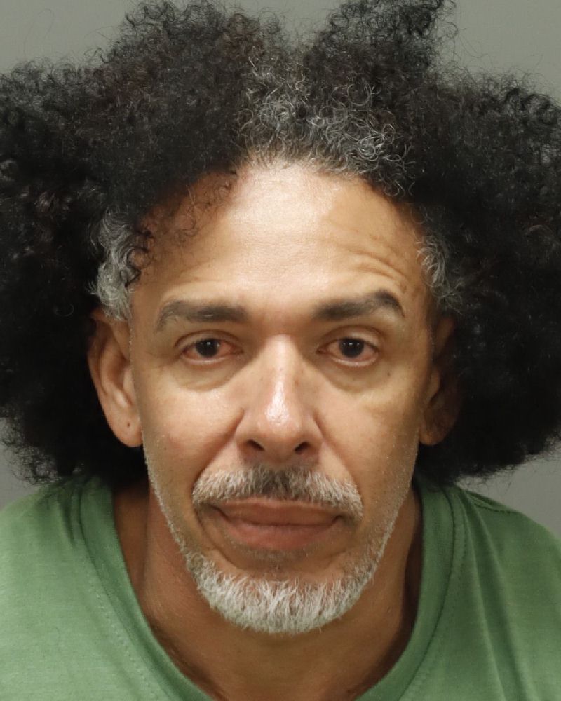 Booking photo of Luis Santos