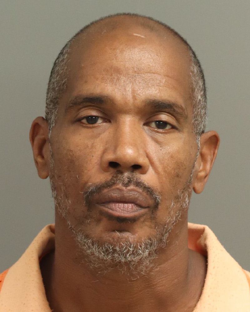 Booking photo of Kenneth Dickens