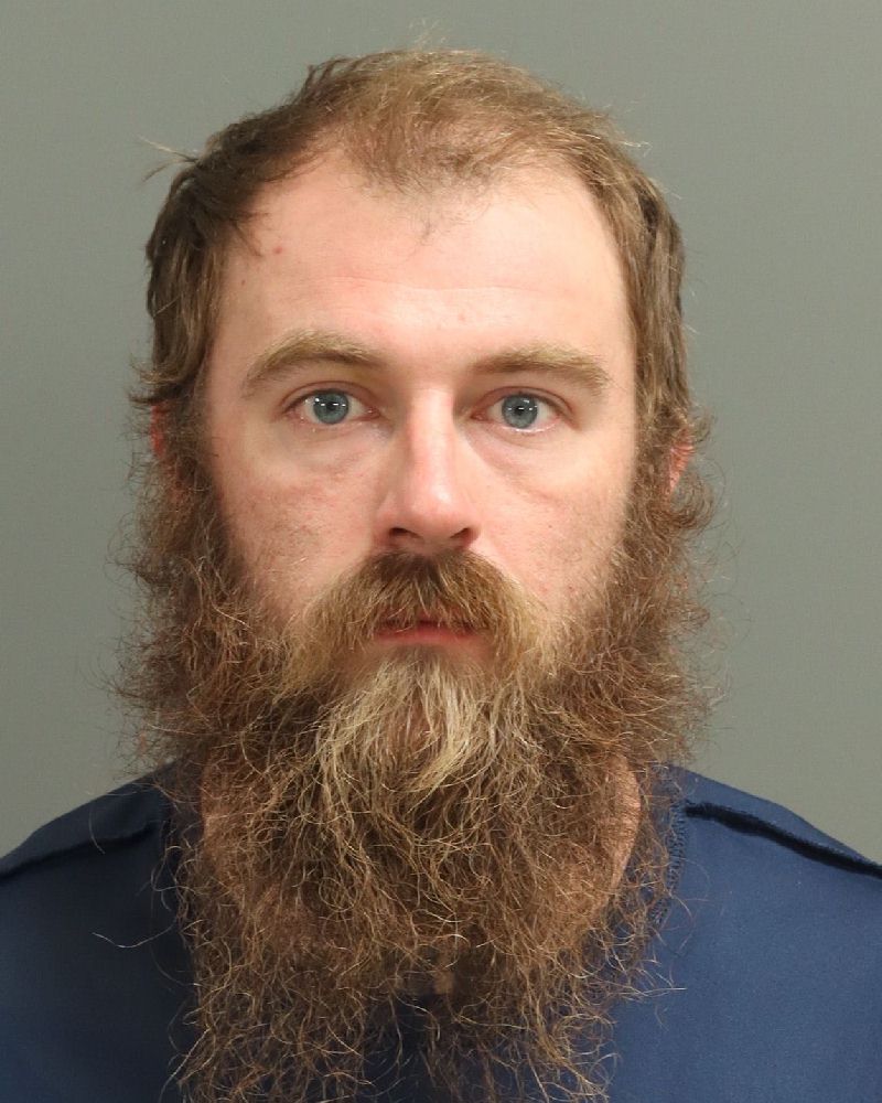 Booking photo of Taylor Saulsbury