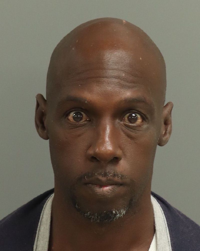 Booking photo of Stephen Robbins