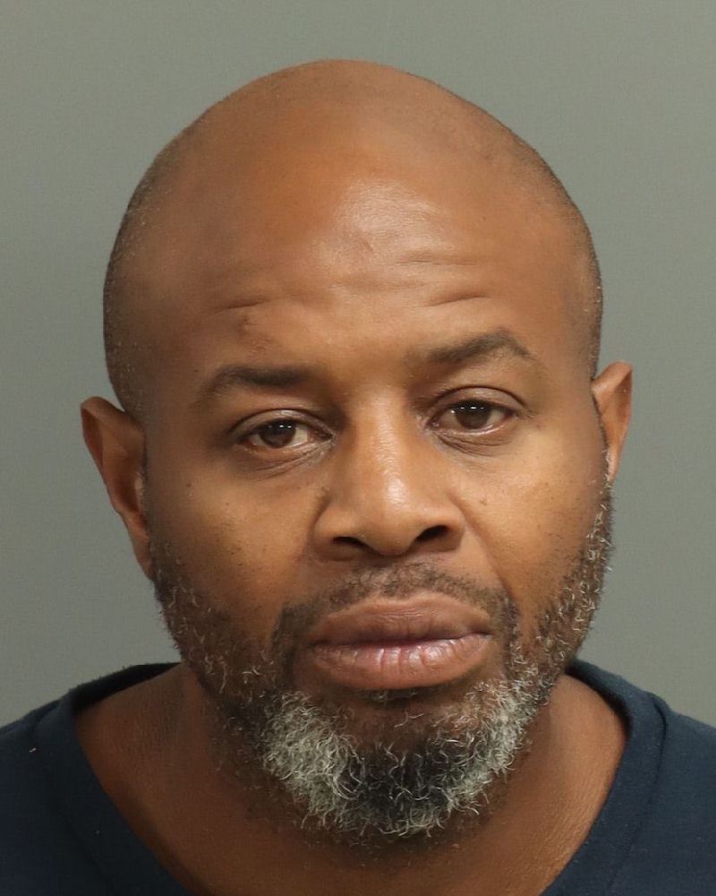 Booking photo of Carlos Mccullers