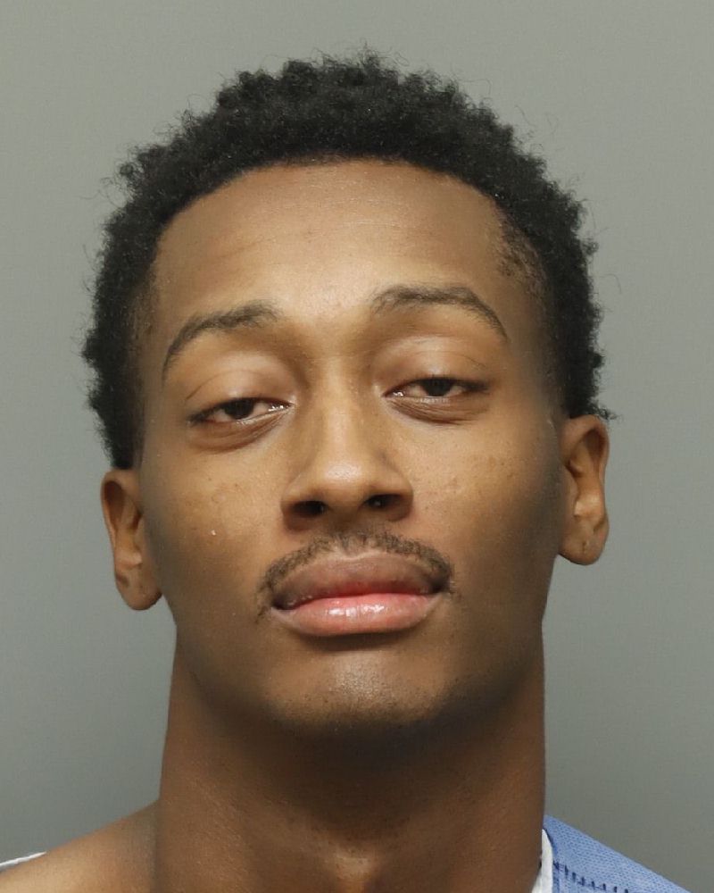 Booking photo of Devante Mason