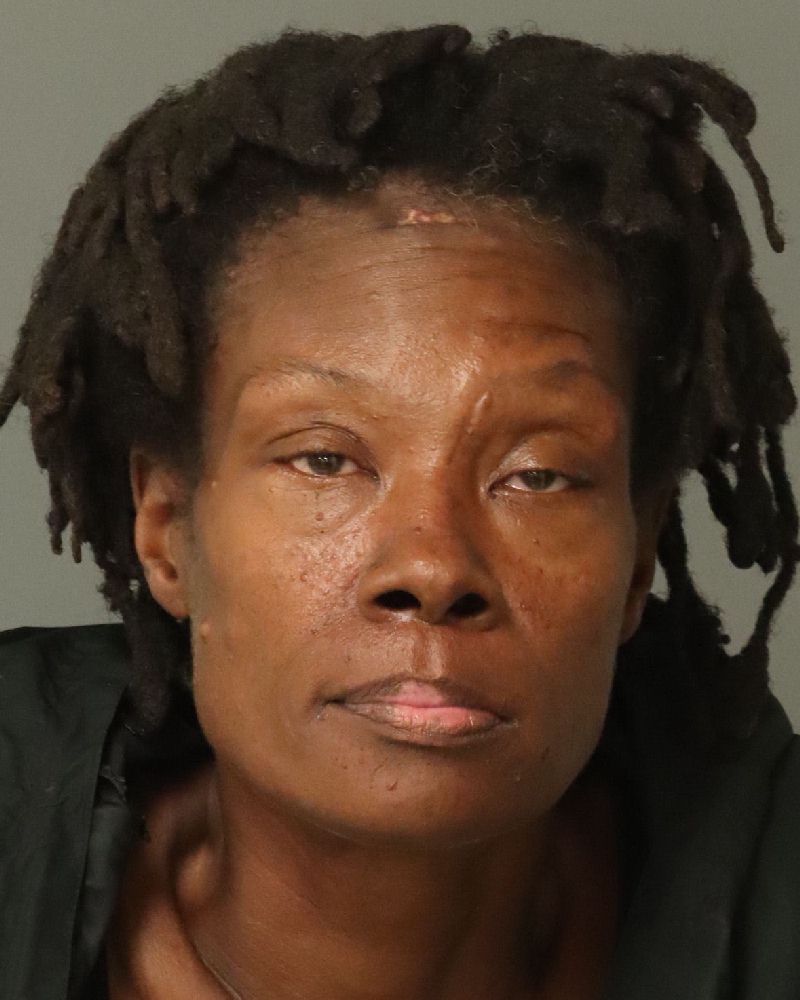 Lashearl Dickerson booking photo