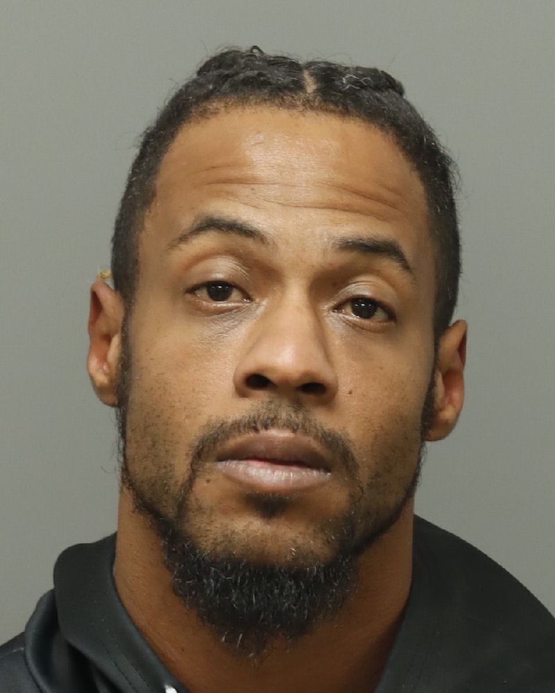 Booking photo of Isiah Mendelsohn