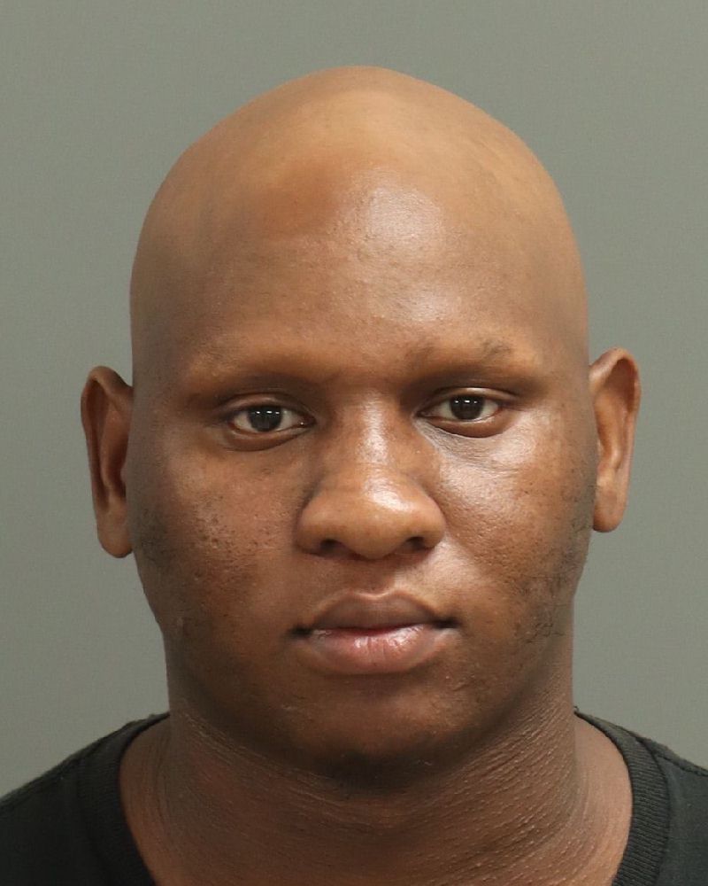 Booking photo of Isaac Leach