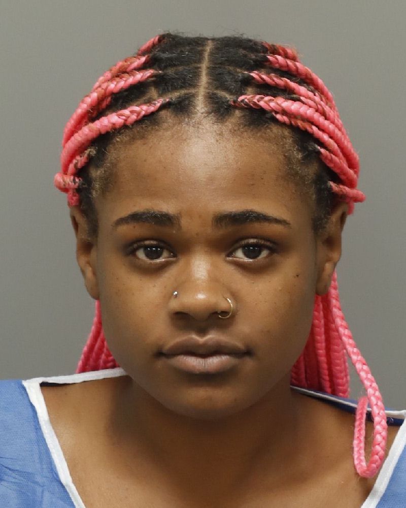 Booking photo of Lamoriana Lucas