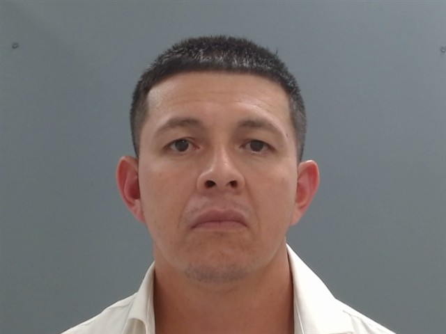 Booking photo of Omar Martinez-rojas