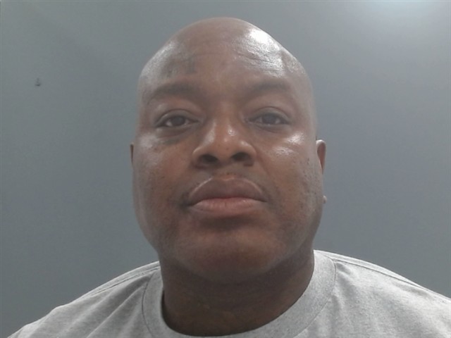 Booking photo of Larry Bealer