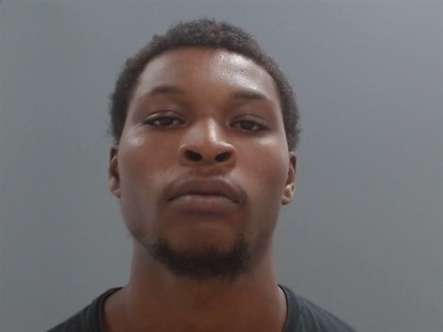 Booking photo of Qaelowe Petties