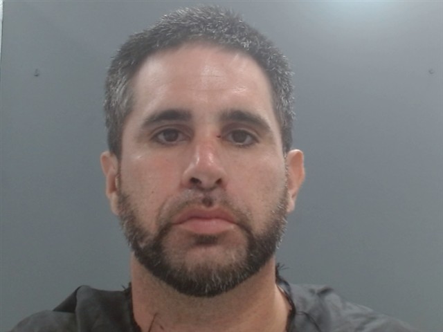 Booking photo of Douglas Dahl