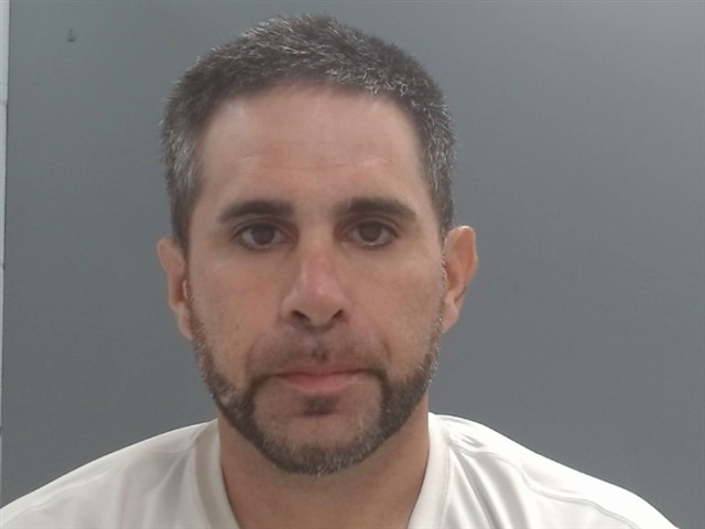 Booking photo of Douglas Dahl