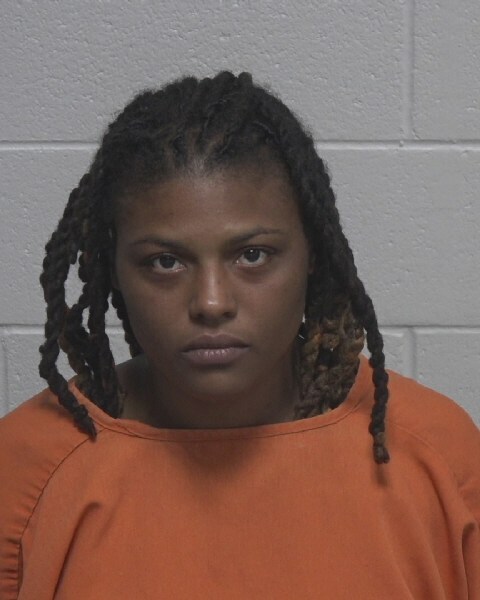 Booking photo of Uneaka Best