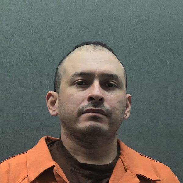 Booking photo of Walter Fuentes-lopez