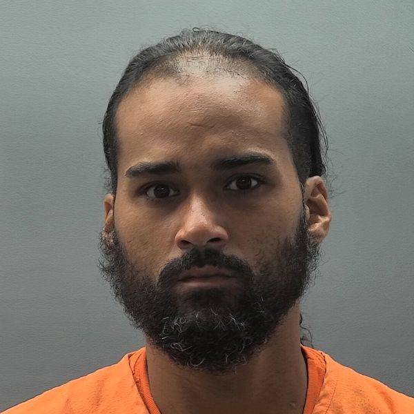 Booking photo of Steven Perez