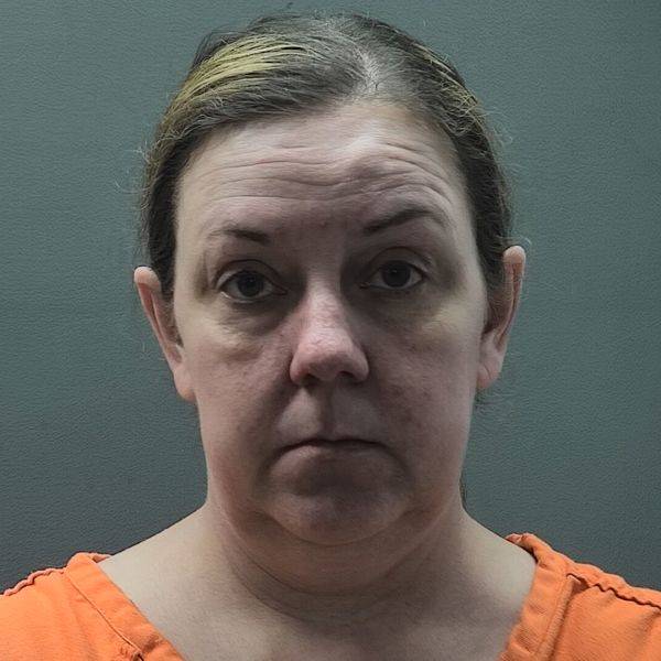Booking photo of Carrie Lay