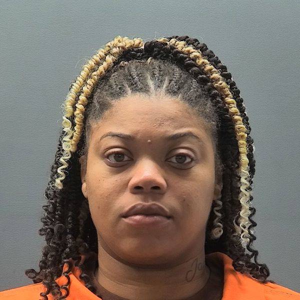 Booking photo of Dasear Trotter