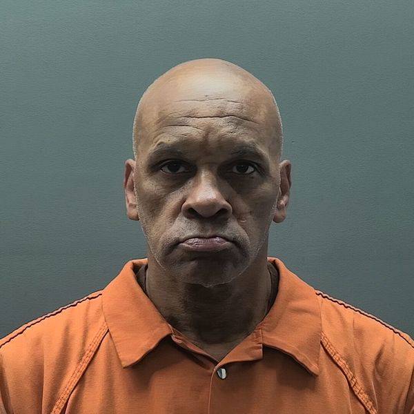 Booking photo of Edward Shelton