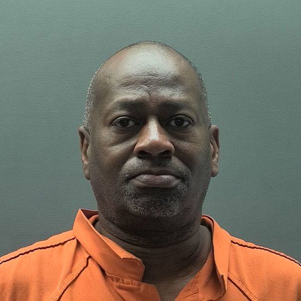 Booking photo of Marlo Parris