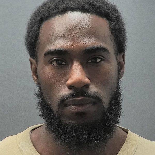 Booking photo of Tevin Harris