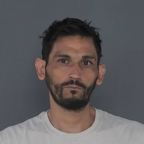 Arturo Diaz booking photo