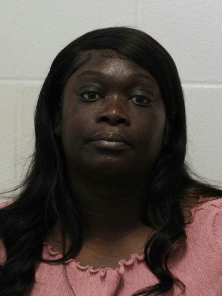 Booking photo of Roshelle Russell