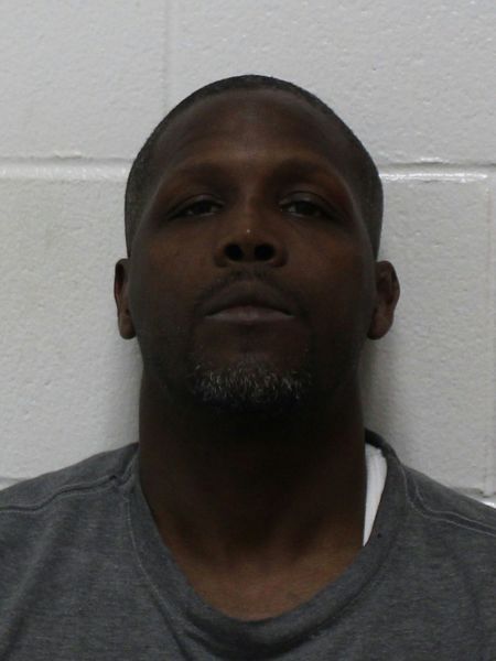 Booking photo of Damont Giddens