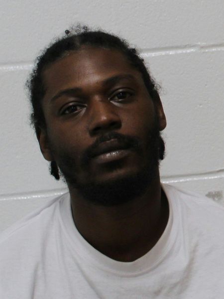 Booking photo of Veshawn Bratten