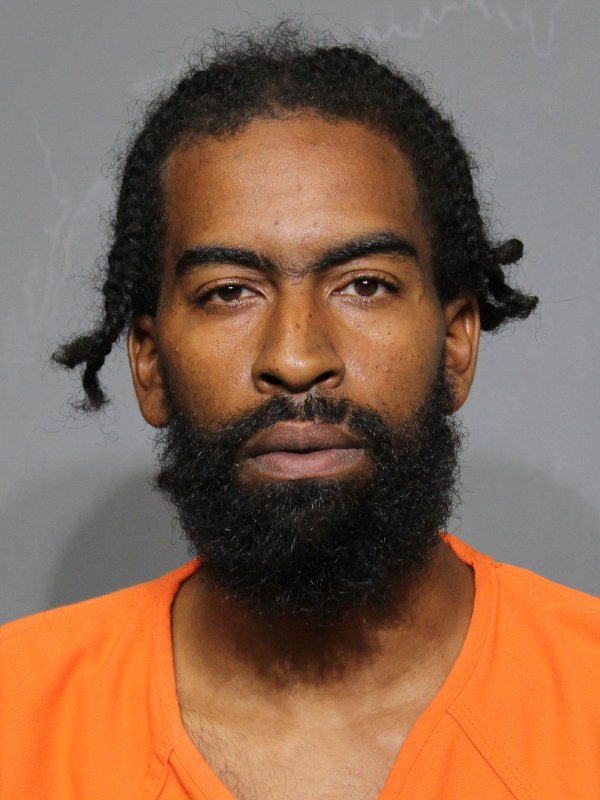 Booking photo of Laquan Jamario Burris