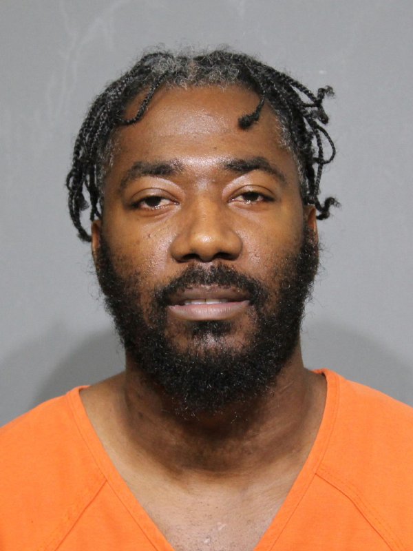 Booking photo of Denareay Morshon Pendergrass