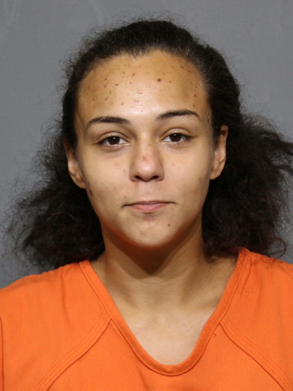 Booking photo of Zariyna Otakuye Lewis