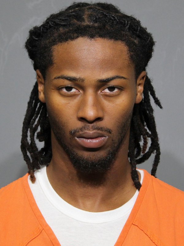 Booking photo of Victor Gionni Lindsay