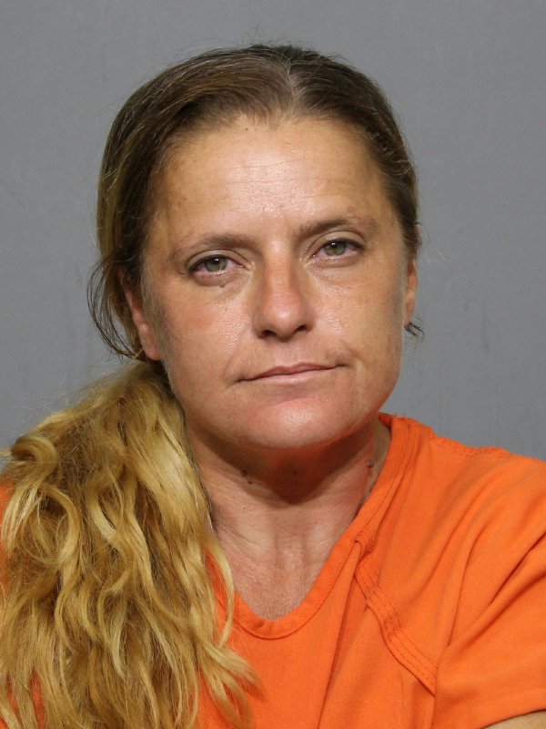 Booking photo of Jennifer Lynn Gray