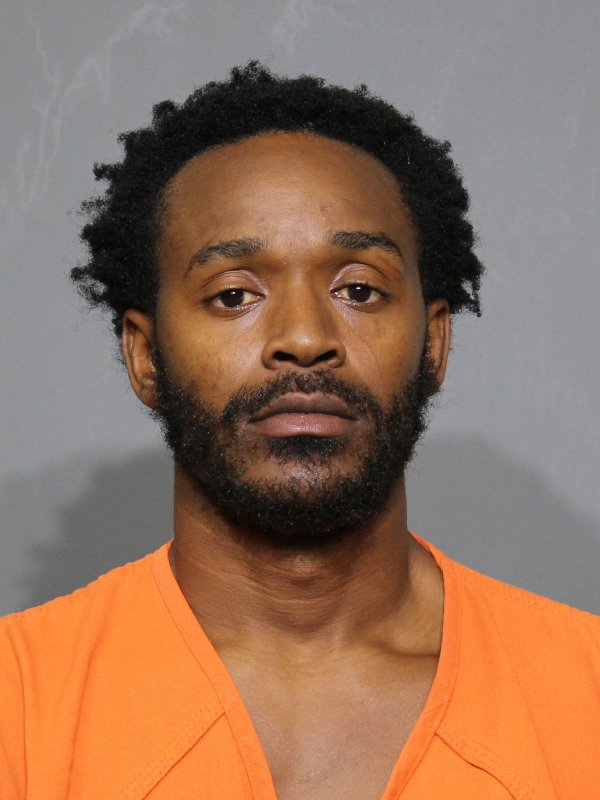 Booking photo of Robert Bronx Bratton