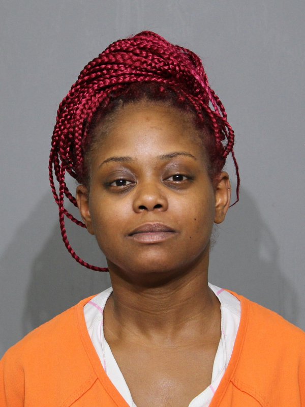Booking photo of Diamond Lashae Brown